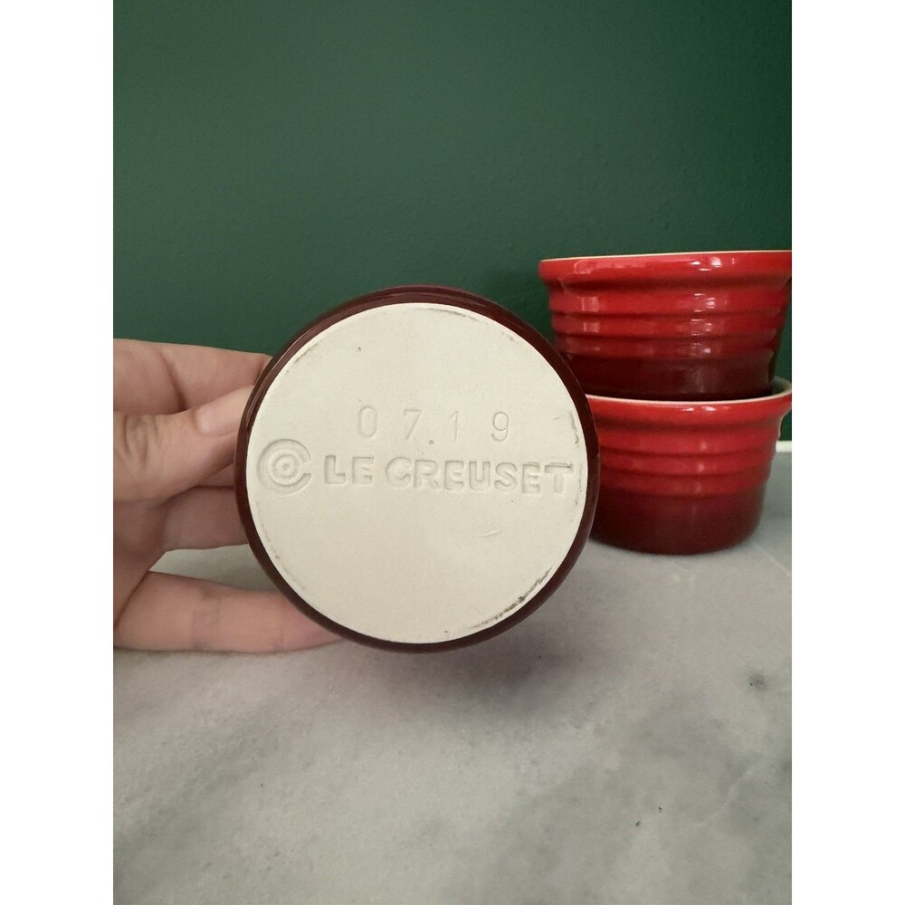 Set of 4 Le Creuset Red Stoneware Ramekins Cherry Red Cerise - Picture 3 of 4